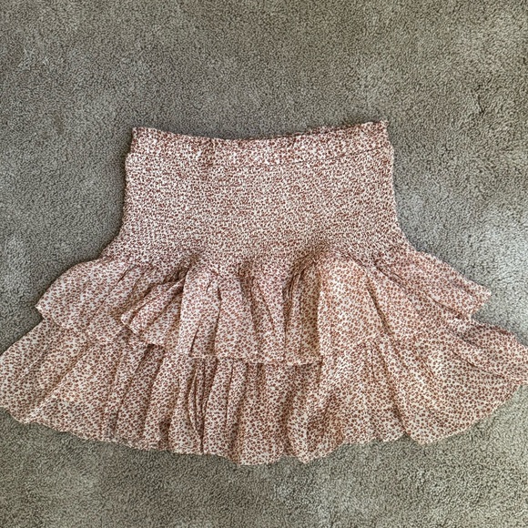 Reset Tiered Mini Skirt Floral Smocked Waist Ruffle Hem Size Medium - Picture 3 of 6